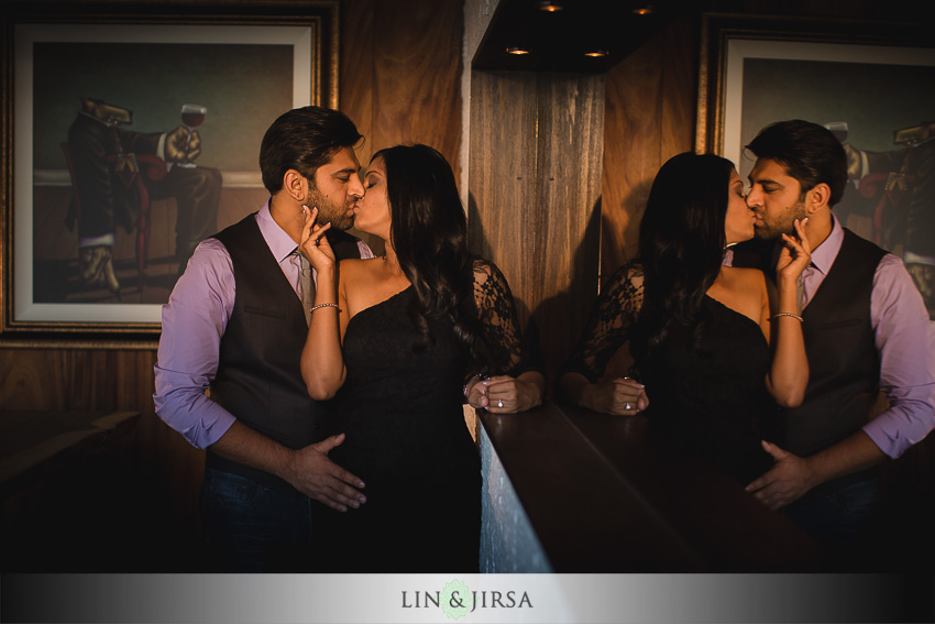 02-romantic-engagement-photos-1