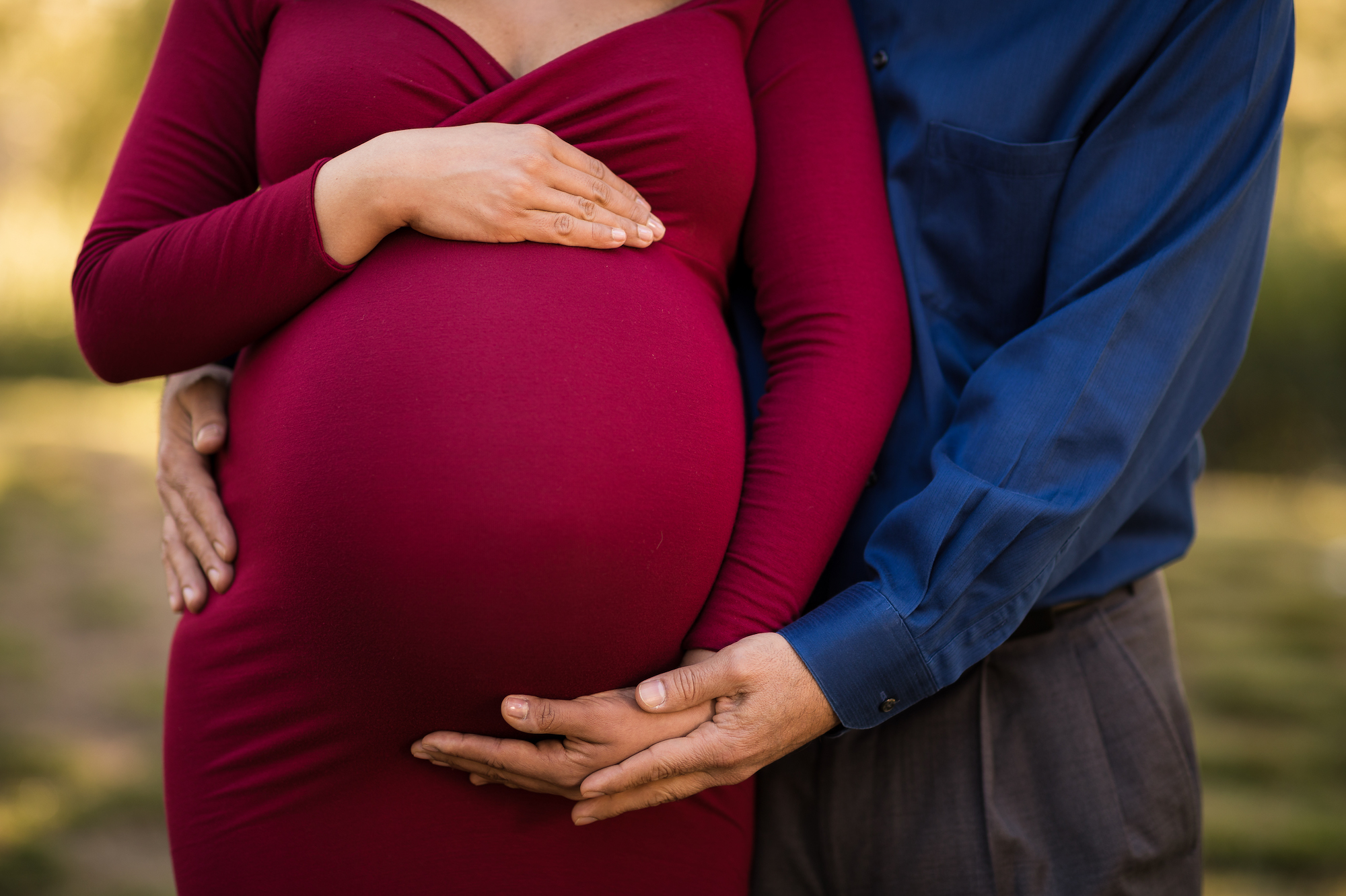 Maternity Photography Pricing Advice to Maximize Revenue